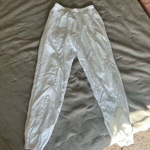 Vintage white joggers (80s style)